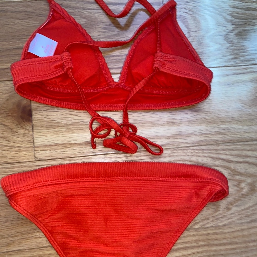 Red Bikini - Picture 2 of 3